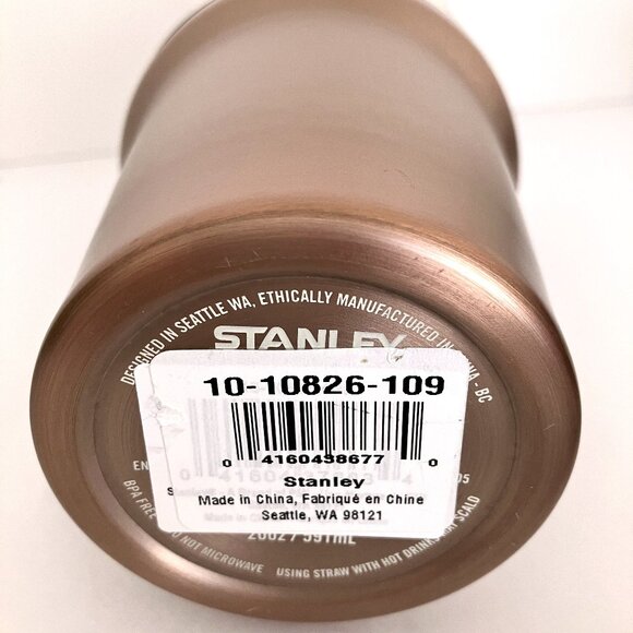 NEW Stanley 20 oz Quencher Tumbler Hot or Cold In Rare Metallic Rose Gold Color - Picture 4 of 8